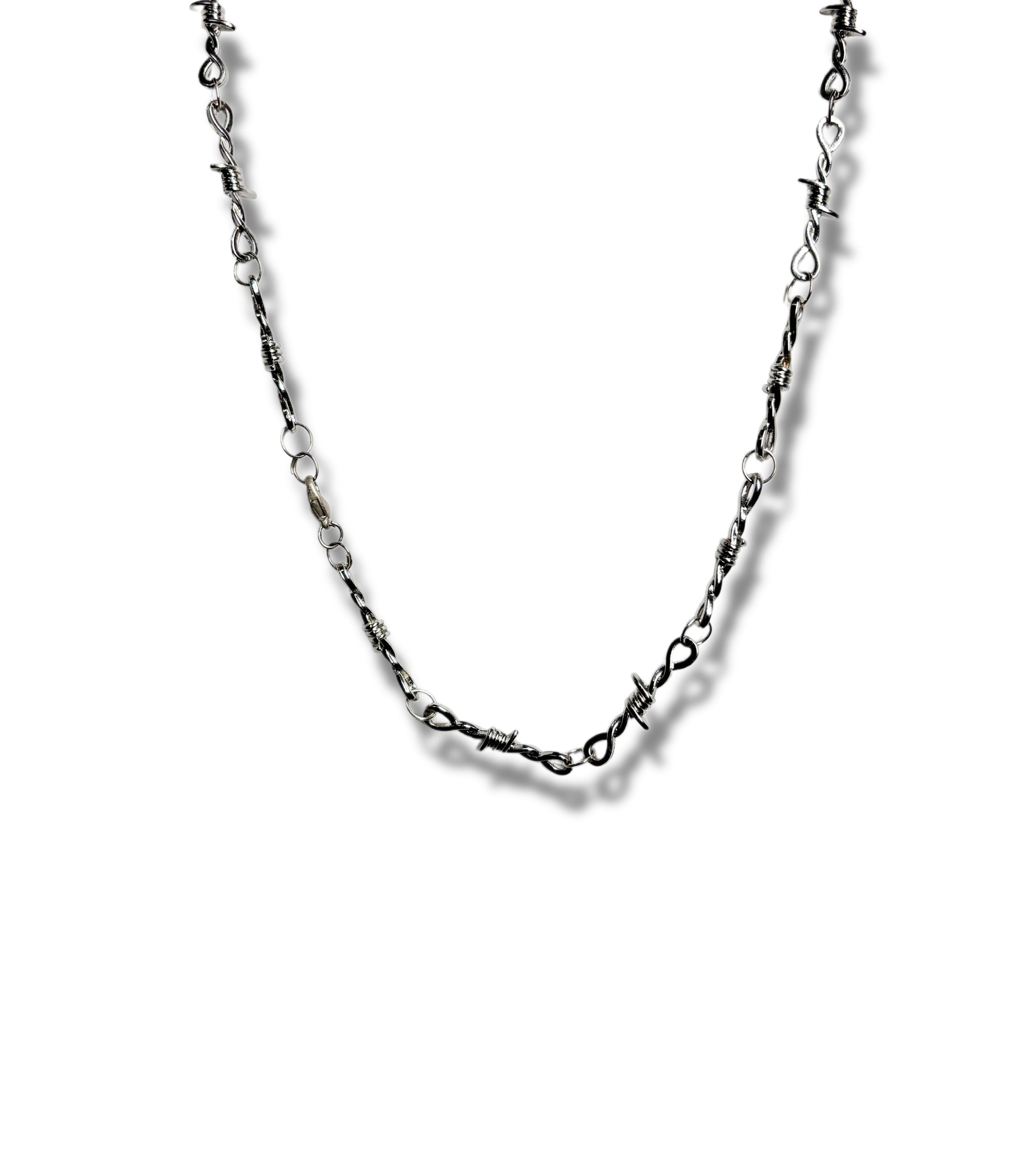spikes neckchain