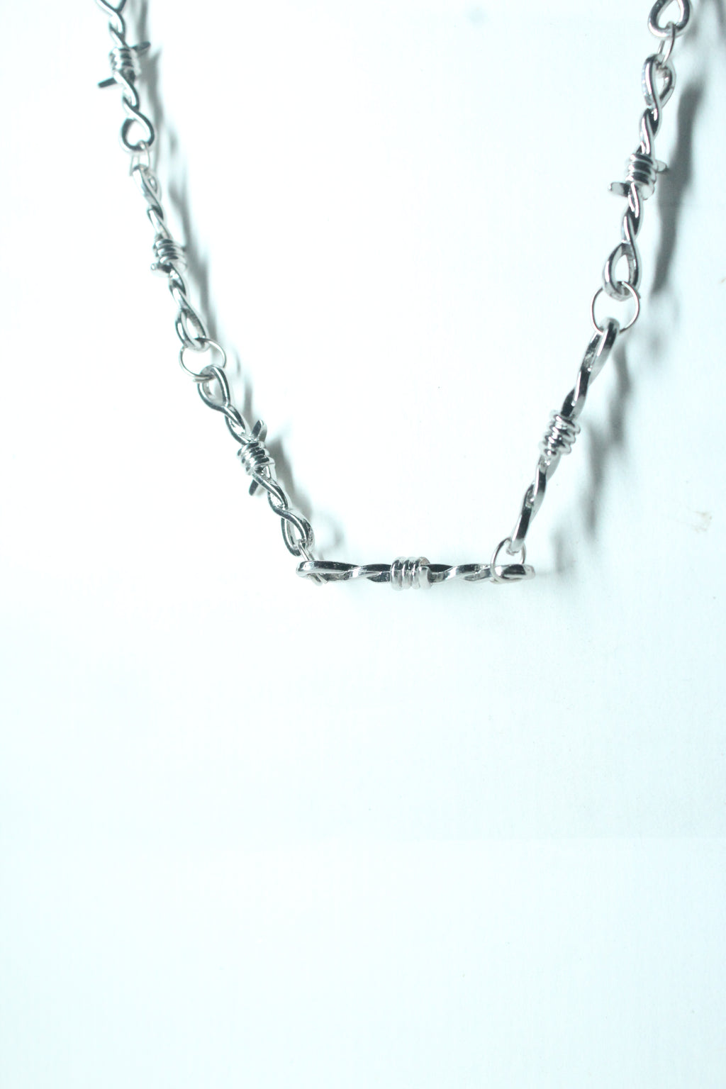 spikes neckchain